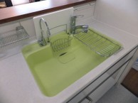 オープンカウンターで開放的なキッチンに オープンカウンターで開放的なキッチンに